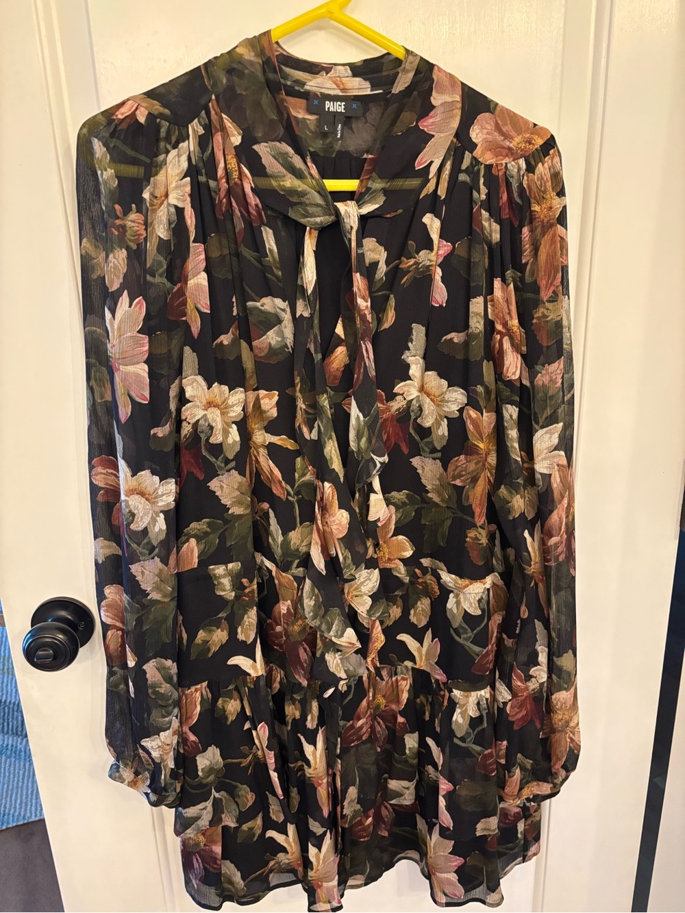 PAIGE Elynne Black Floral Tie-Neck Pleated Blouse - Picture 2 of 7